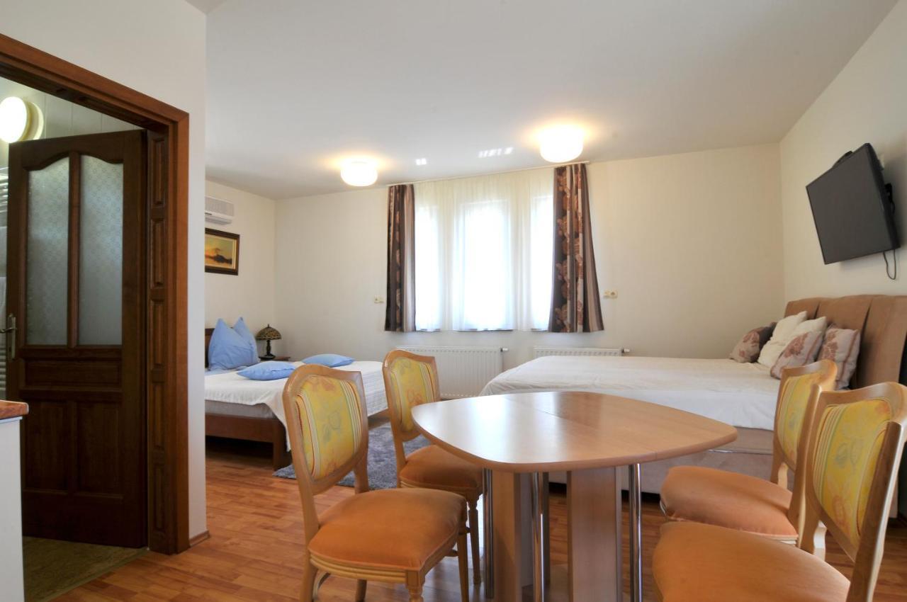 Farkas Apartman Siófok Exteriér fotografie